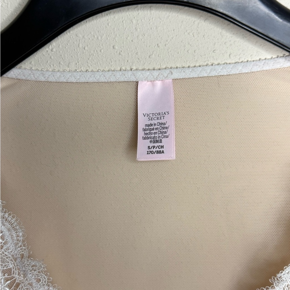 Vintage Victoria’s Secret Lace Mesh Bodysuit Sheer Bell Sleeve Y2K Romantic Top - Picture 10 of 10